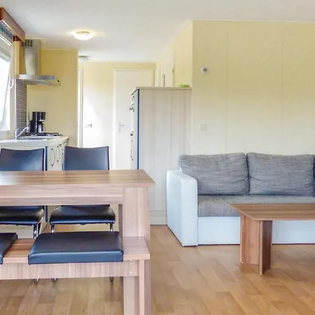2 Bedroom Amazing In An Der Mosel Holiday home