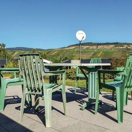 2 Bedroom Amazing In An Der Mosel * Riol
